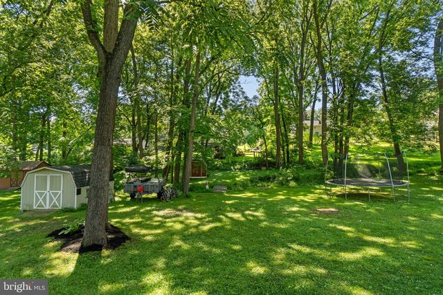 6421 LOCUST LN, Sykesville, MD 21784