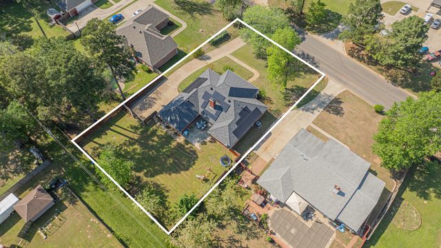605 Cal Young Road, Hallsville, TX 75650