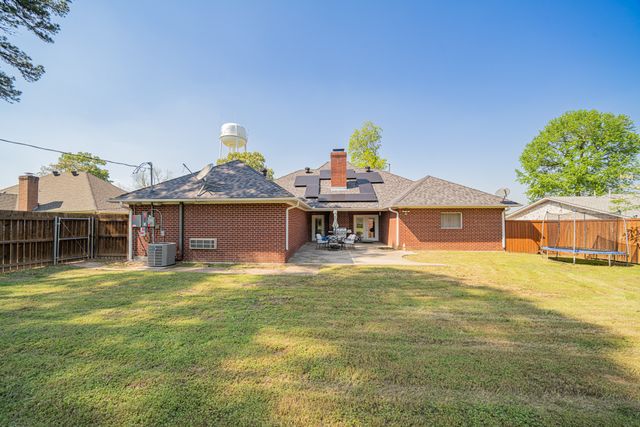 605 Cal Young Road, Hallsville, TX 75650