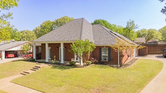 605 Cal Young Road, Hallsville, TX 75650