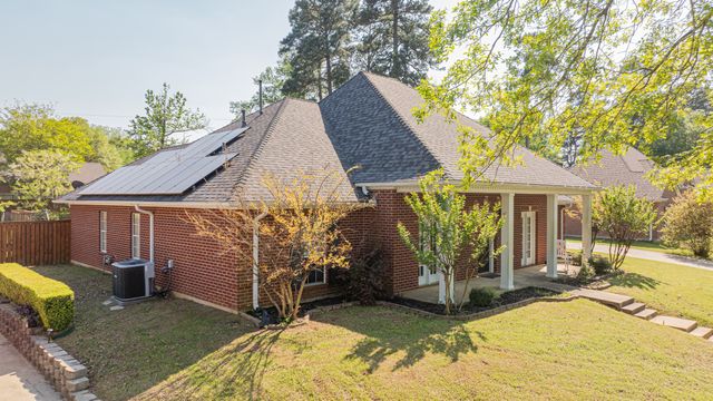 605 Cal Young Road, Hallsville, TX 75650