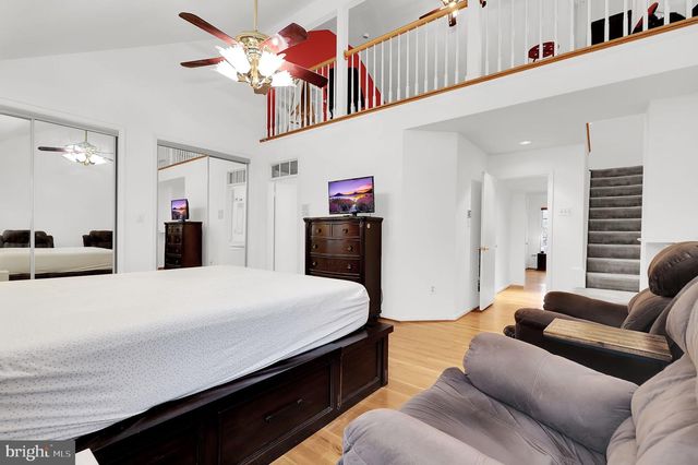 10804 BREWER HOUSE RD, Rockville, MD 20852