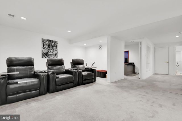 10804 BREWER HOUSE RD, Rockville, MD 20852