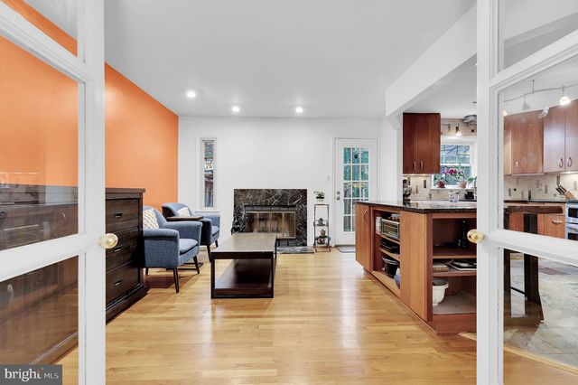 10804 BREWER HOUSE RD, Rockville, MD 20852