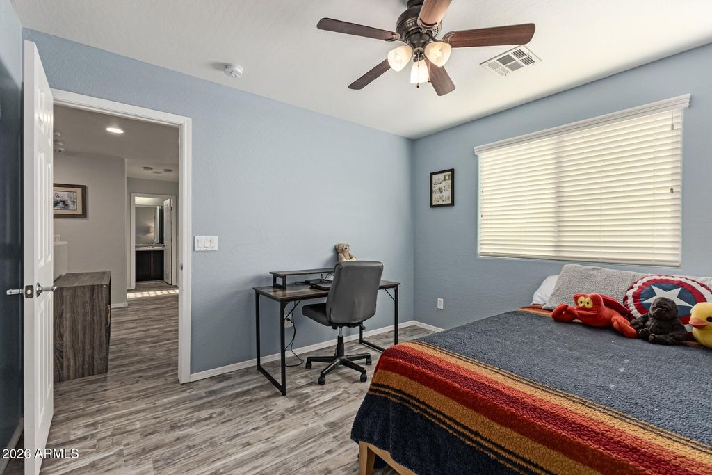 Image 19 of property listing at 2699 N DAISY Drive, Florence, AZ 85132