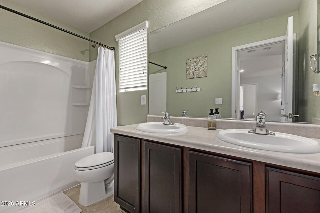 Image 25 of property listing at 2699 N DAISY Drive, Florence, AZ 85132