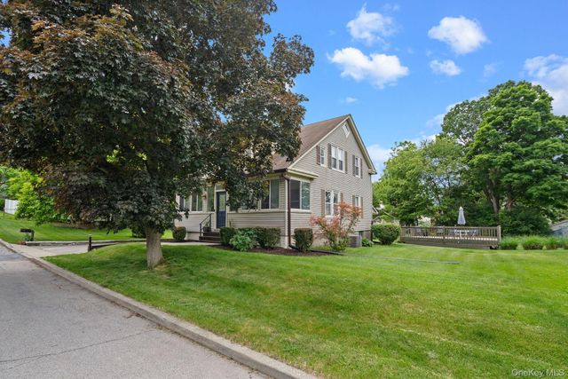 8 Beekman Street, Poughkeepsie, NY 12601