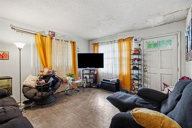 607 2ND AVENUE, Lake Wales, FL 33859