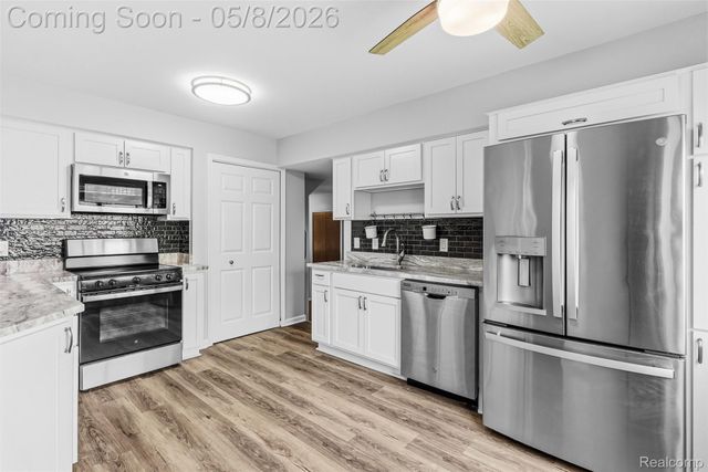 604 Luce Avenue, Flushing, MI 48433