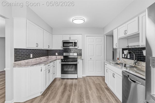 604 Luce Avenue, Flushing, MI 48433