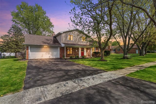 604 Luce Avenue, Flushing, MI 48433