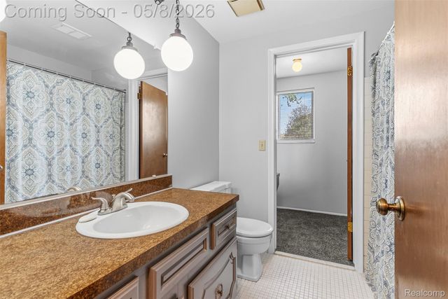604 Luce Avenue, Flushing, MI 48433
