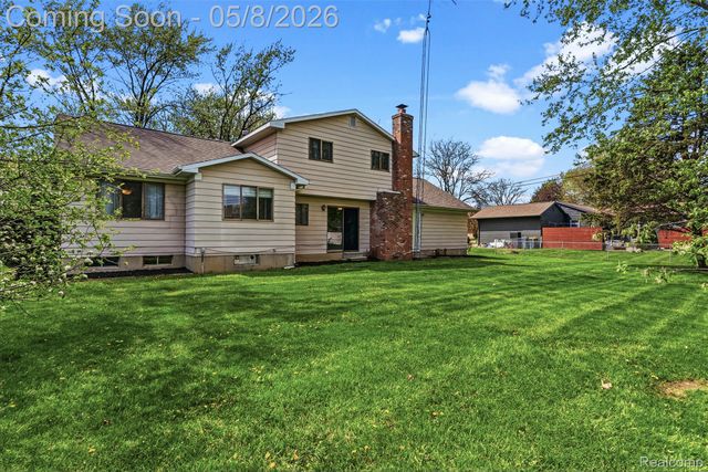 604 Luce Avenue, Flushing, MI 48433