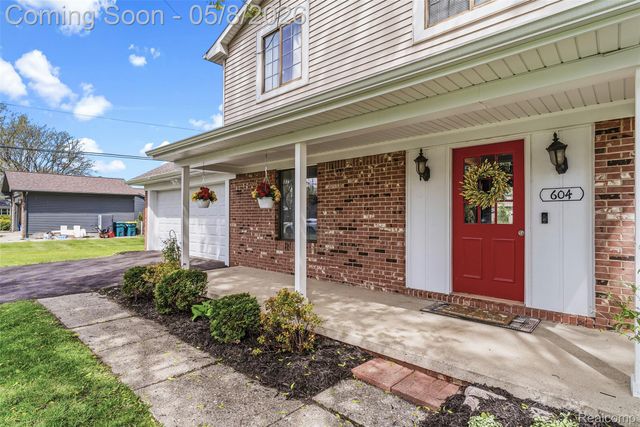 604 Luce Avenue, Flushing, MI 48433