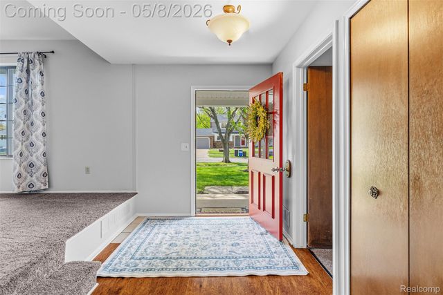 604 Luce Avenue, Flushing, MI 48433