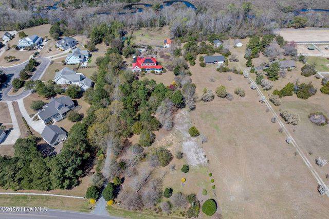 2689 Sloop Point Loop Road, Hampstead, NC 28443