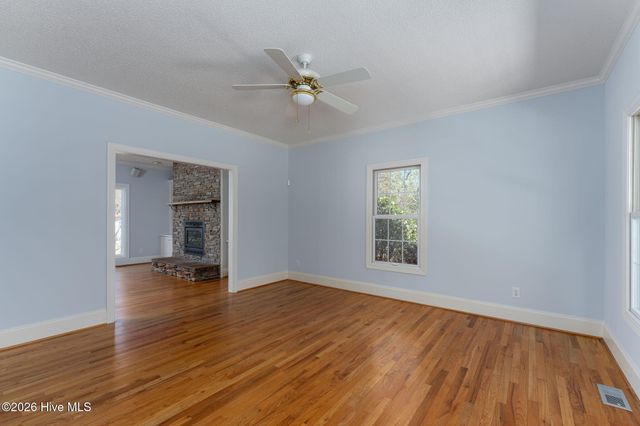 2689 Sloop Point Loop Road, Hampstead, NC 28443