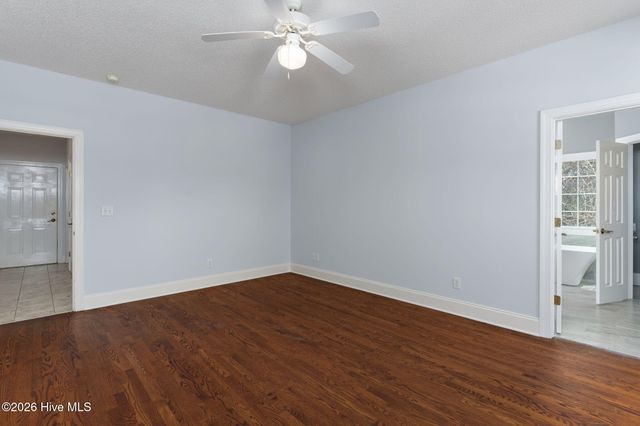 2689 Sloop Point Loop Road, Hampstead, NC 28443