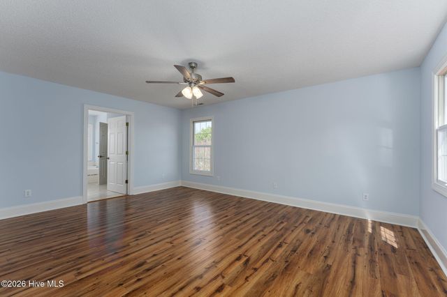 2689 Sloop Point Loop Road, Hampstead, NC 28443