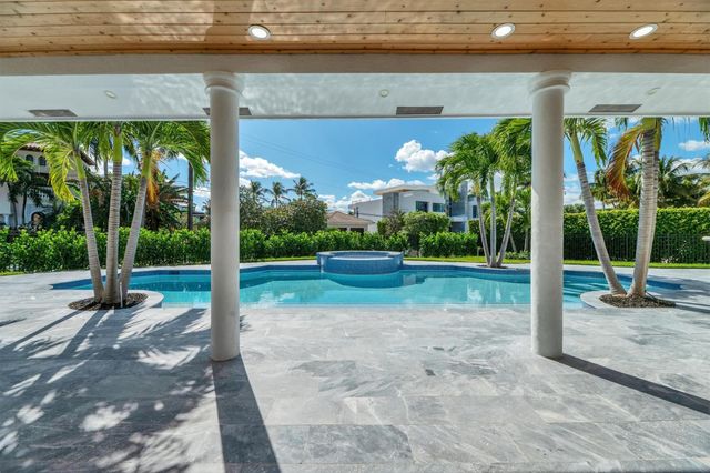 2520 Laguna Ter, Fort Lauderdale, FL 33316