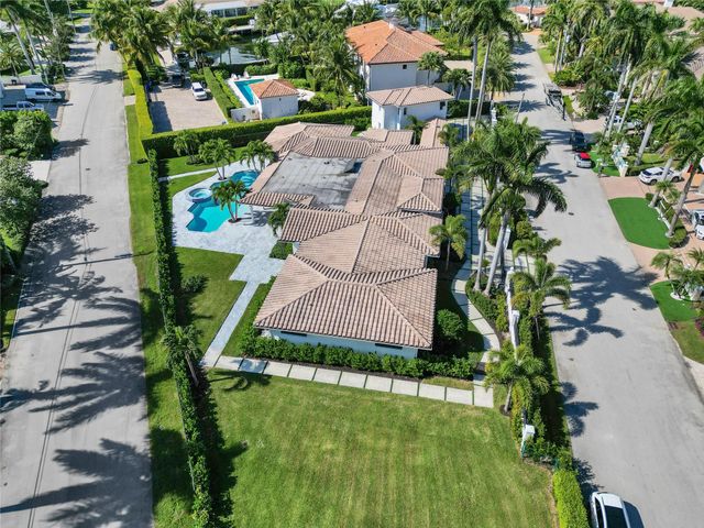 2520 Laguna Ter, Fort Lauderdale, FL 33316