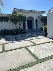 2520 Laguna Ter, Fort Lauderdale, FL 33316