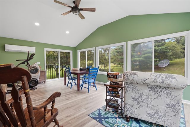 13489 Hyde Road, Hartland, MI 48353