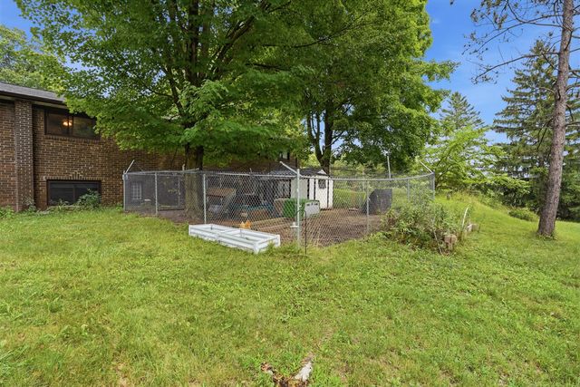 13489 Hyde Road, Hartland, MI 48353