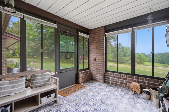 13489 Hyde Road, Hartland, MI 48353