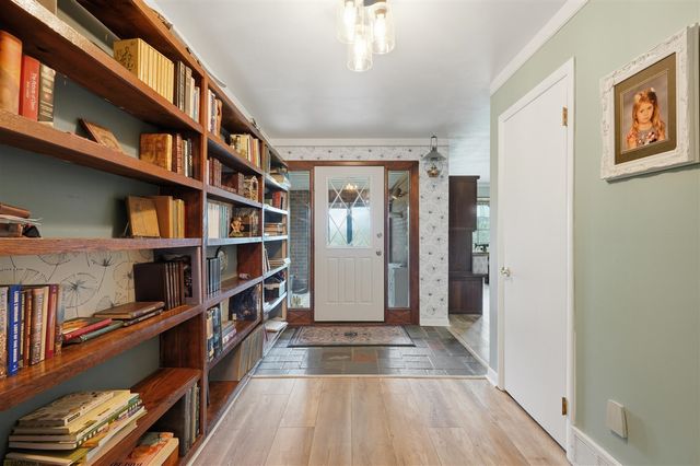 13489 Hyde Road, Hartland, MI 48353