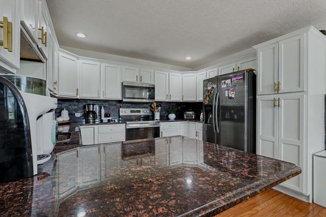 495 Bear Ridge, Highlandville, MO 65669