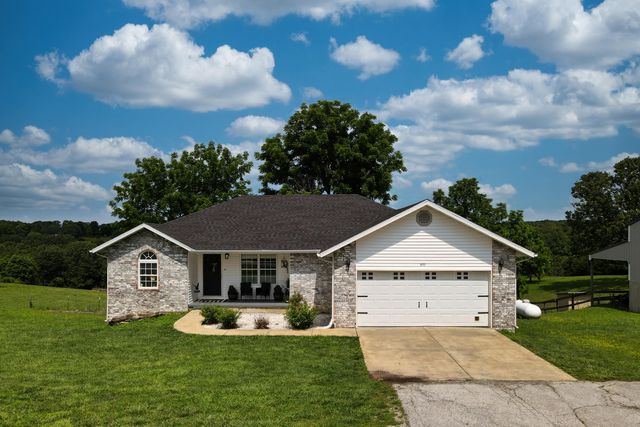495 Bear Ridge, Highlandville, MO 65669