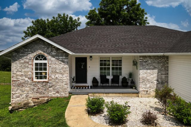 495 Bear Ridge, Highlandville, MO 65669