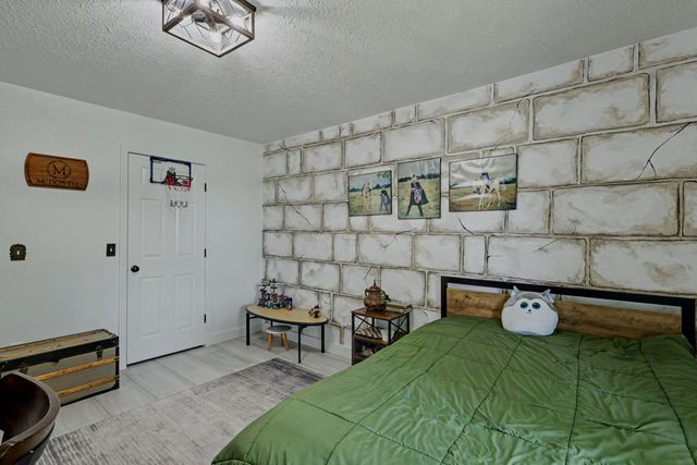 495 Bear Ridge, Highlandville, MO 65669