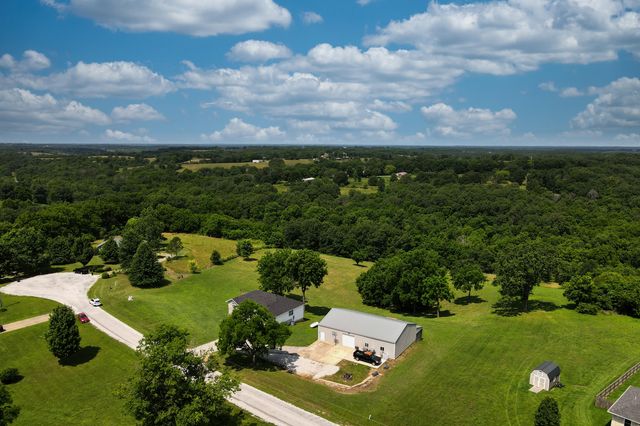 495 Bear Ridge, Highlandville, MO 65669