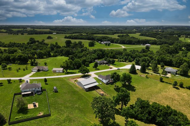 495 Bear Ridge, Highlandville, MO 65669