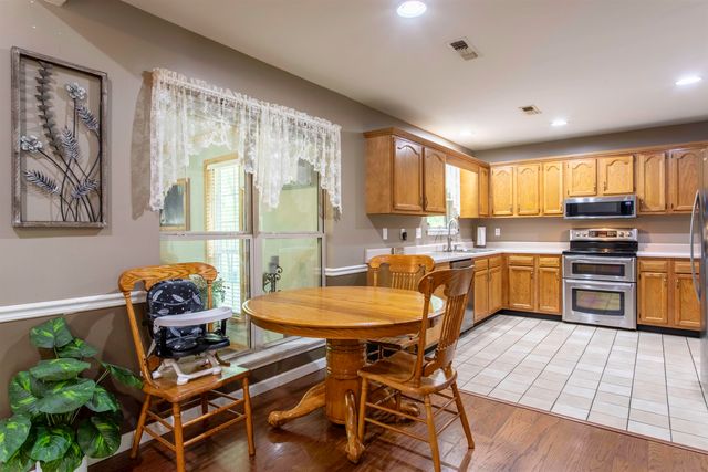 23 Winnebago Cir, Cherokee Village, AR 72529