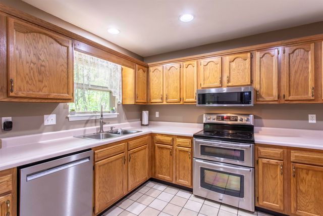 23 Winnebago Cir, Cherokee Village, AR 72529
