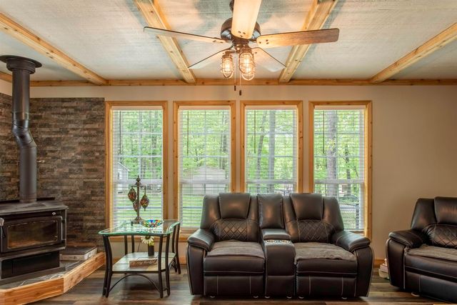23 Winnebago Cir, Cherokee Village, AR 72529