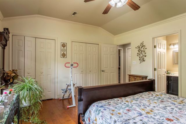 23 Winnebago Cir, Cherokee Village, AR 72529