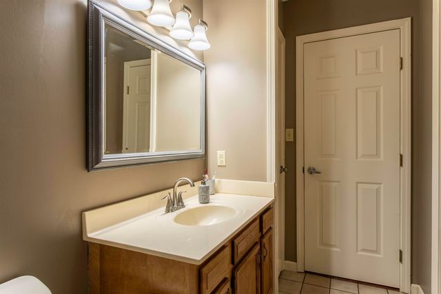 23 Winnebago Cir, Cherokee Village, AR 72529