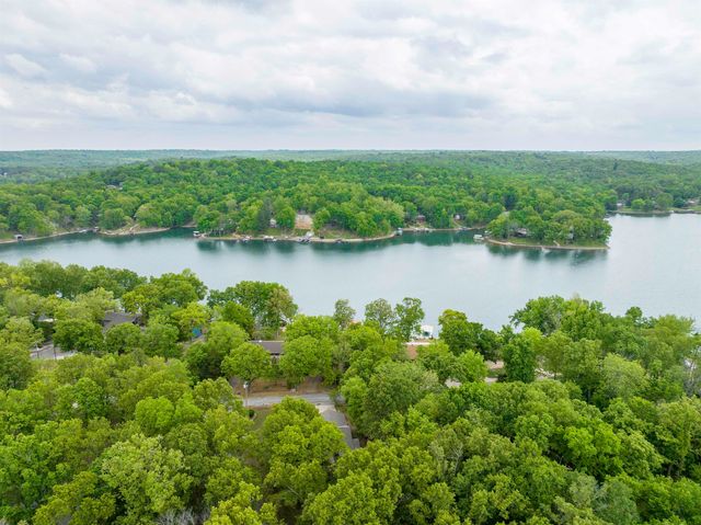 23 Winnebago Cir, Cherokee Village, AR 72529
