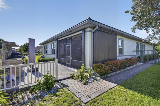 19599 Split Rail Run, Loxahatchee, FL 33470