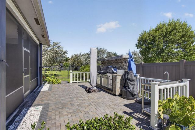 19599 Split Rail Run, Loxahatchee, FL 33470