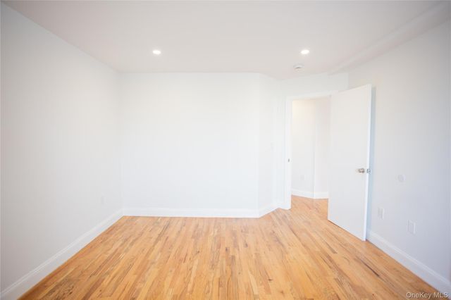 10 Franklin Boulevard 203, Long Beach, NY 11561