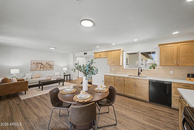 266 W Jasmine Street, Mesa, AZ 85201