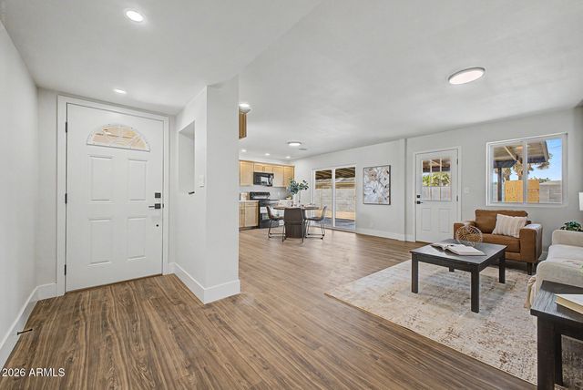 266 W Jasmine Street, Mesa, AZ 85201