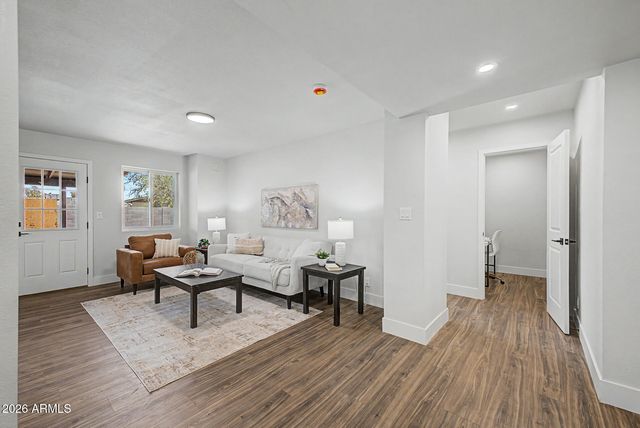 266 W Jasmine Street, Mesa, AZ 85201