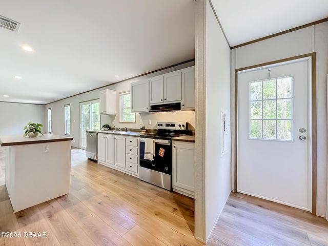 115 Betsy Ross Place, Satsuma, FL 32189