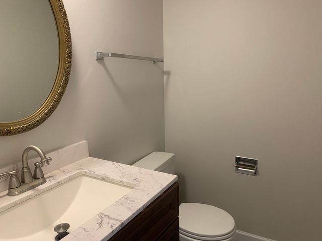 264 E Bailey Road L, Naperville, IL 60565
